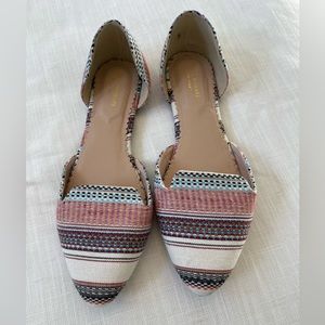 Isaac Mizrahi. Patterned flats. Size 9.5.